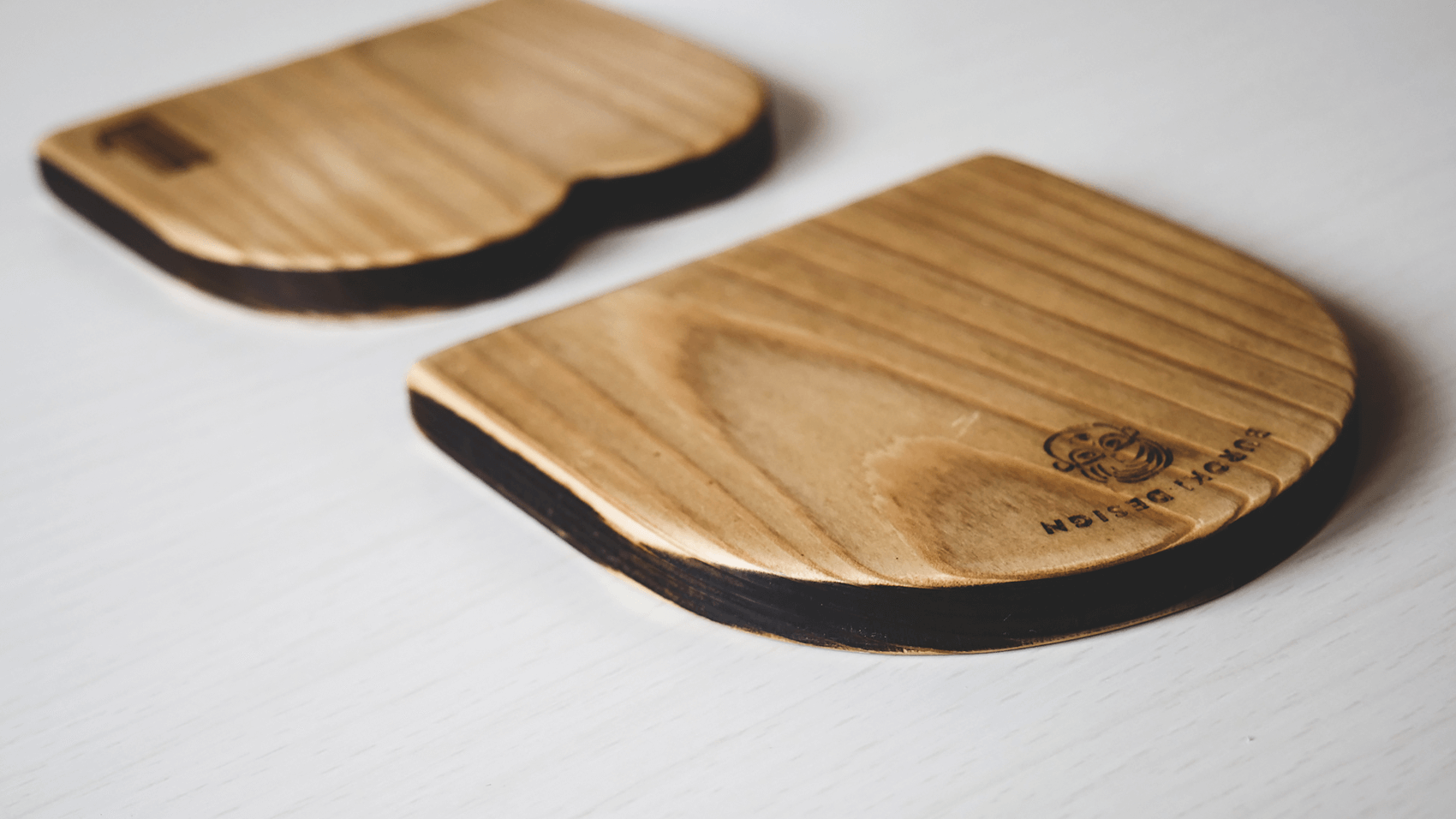 BUROKI designのオリジナル木製コースターの全体像 その２