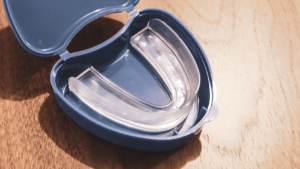 シャープなあごを取り戻す？歯ぎしり対策マウスピースをつくってみた