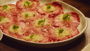 JR寺田町駅から徒歩2分。「焼肉 どら」にてプチ同窓会を開催しました