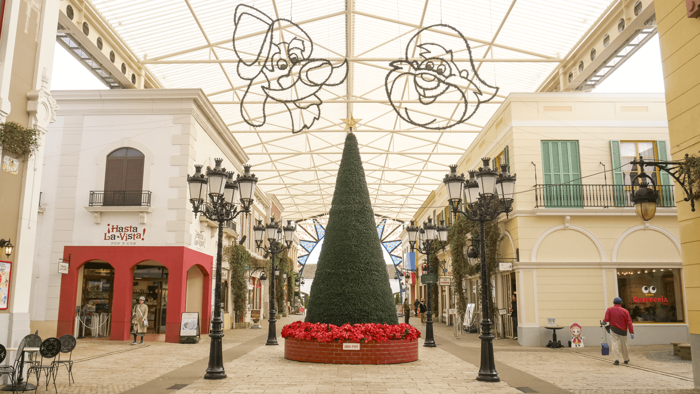 志摩スペイン村のクリスマスツリー