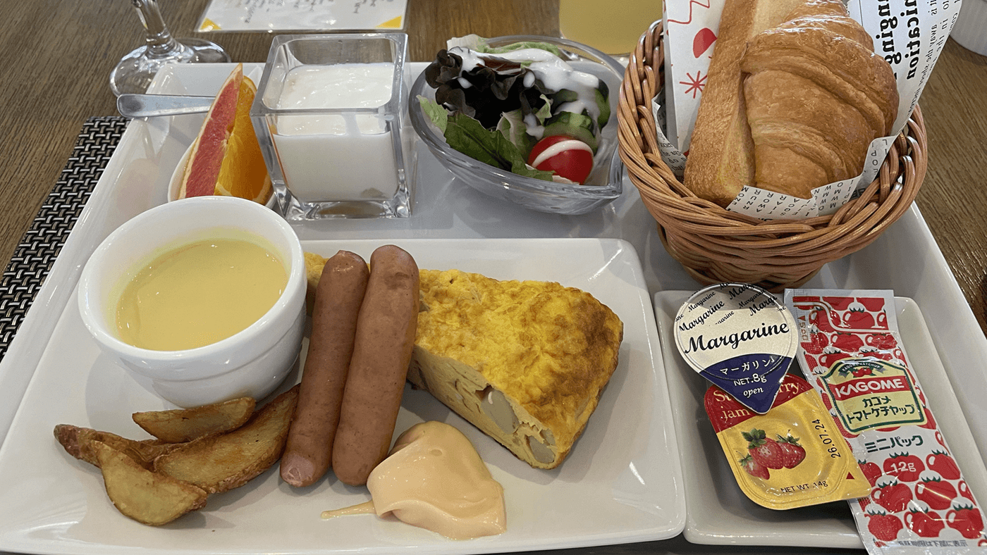 スペイン村ホテル内の朝食