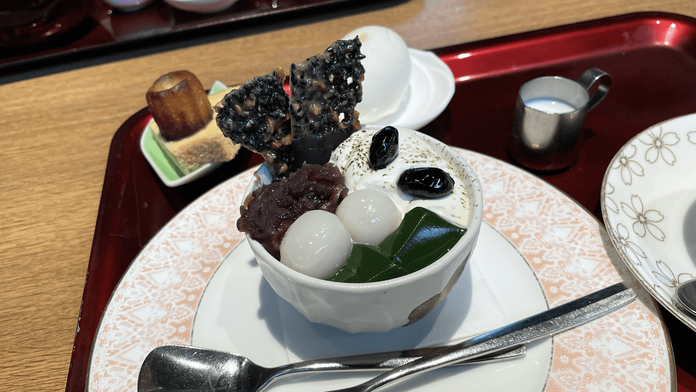 お得すぎる桜珈琲の本日のケーキセット