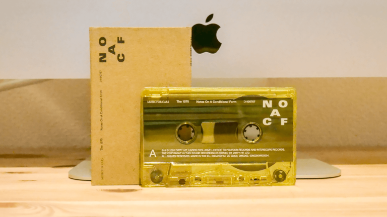 限定1000本！The1975のカセットテープ「Notes On A Conditional Form」